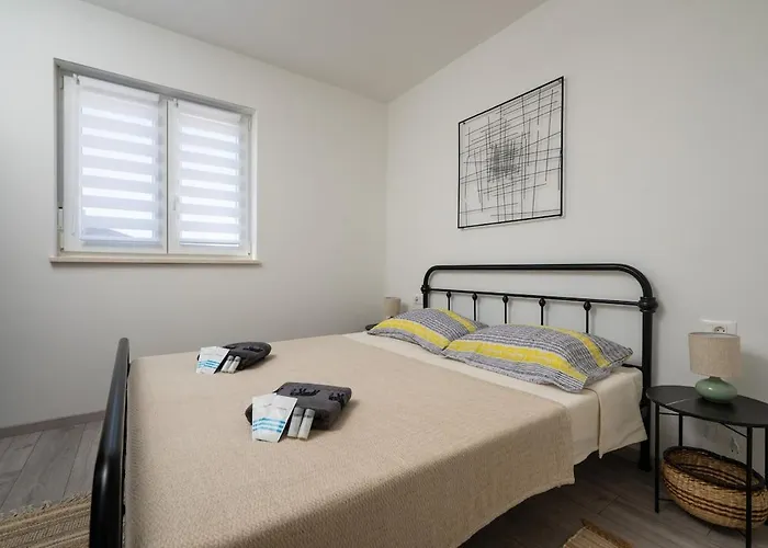 Grey Apartment *